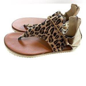 Leopard Gladiator Sandals Size 9 Like New